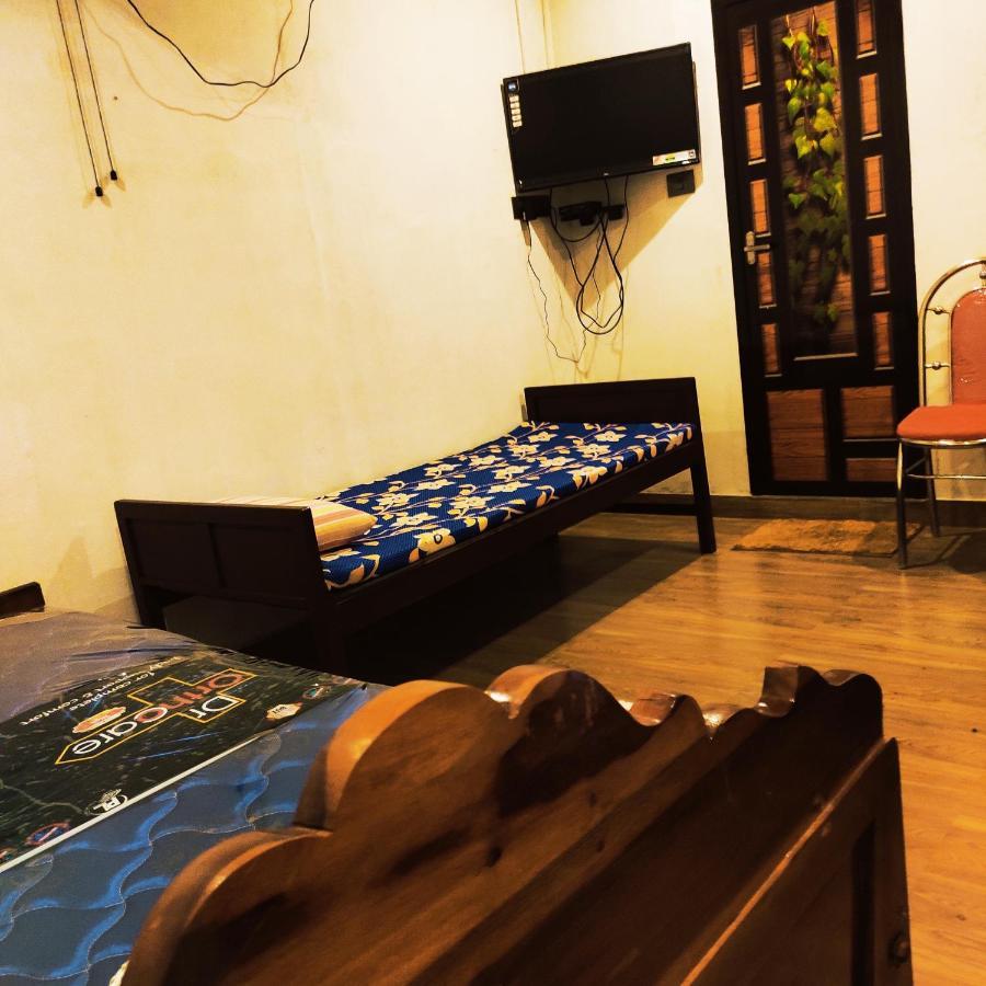 Munroe Inn Homestay Kollam Eksteriør bilde